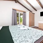 Mobile Homes Camp Green Garden Vestar